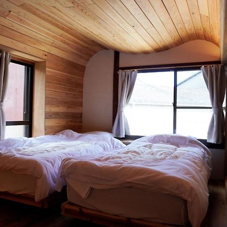 岡邸 Apartment Tonosho  Exterior photo