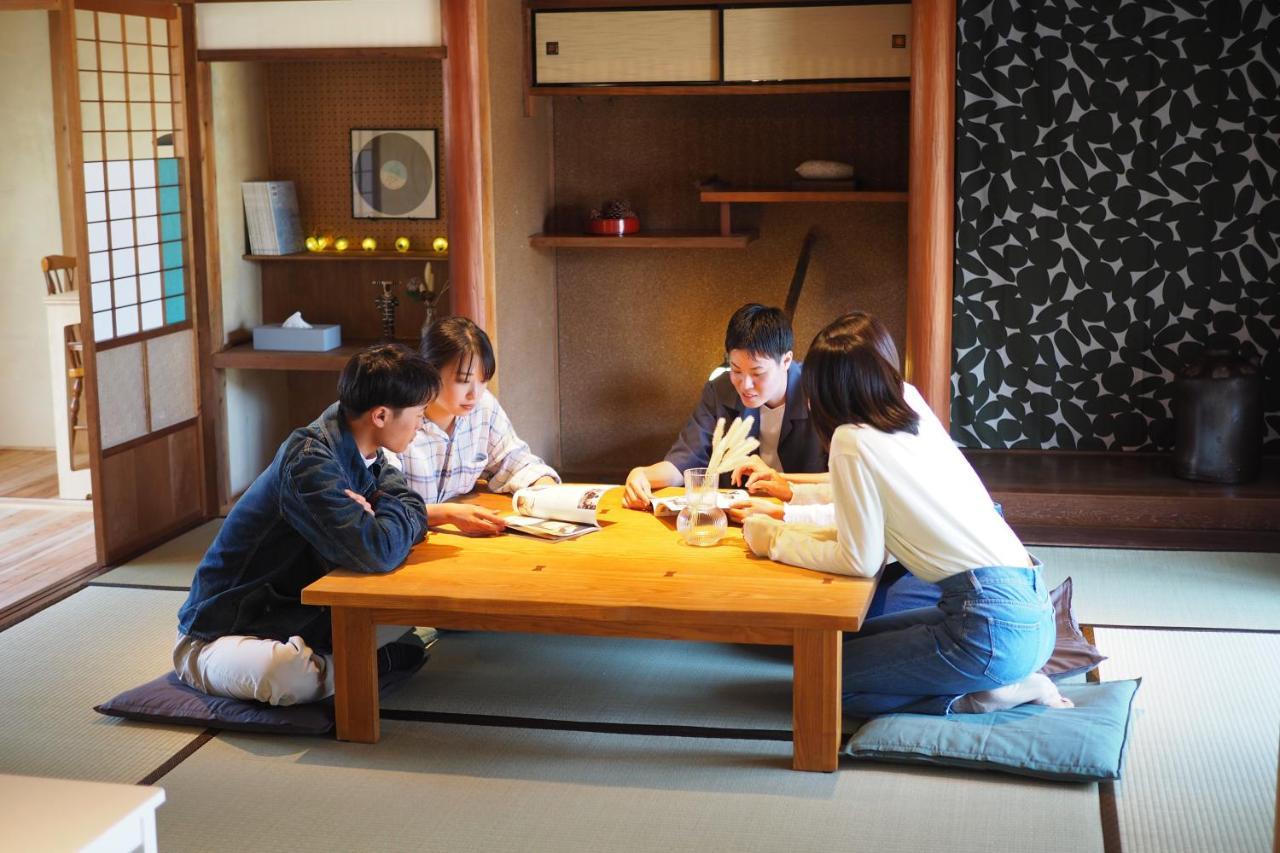 岡邸 Apartment Tonosho  Exterior photo