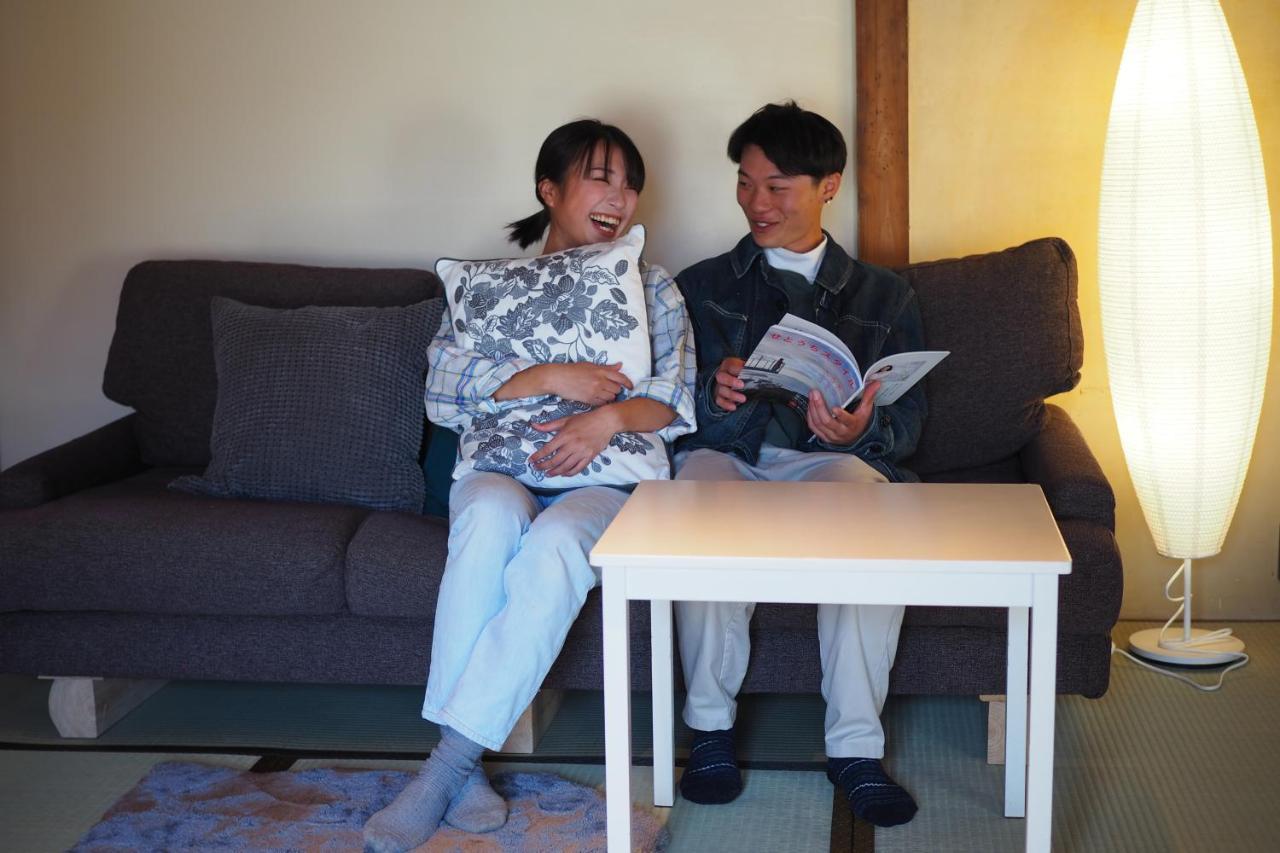 岡邸 Apartment Tonosho  Exterior photo
